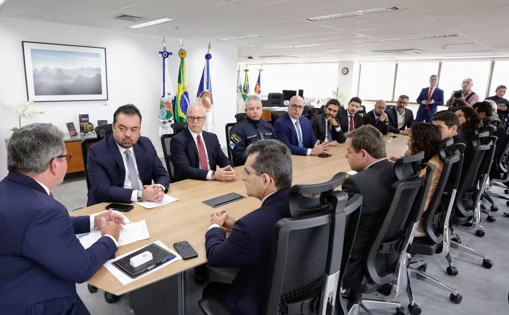 Reunião sobre medidas pedidas na ADPF — Foto: Rafael Campos/Divulgação
